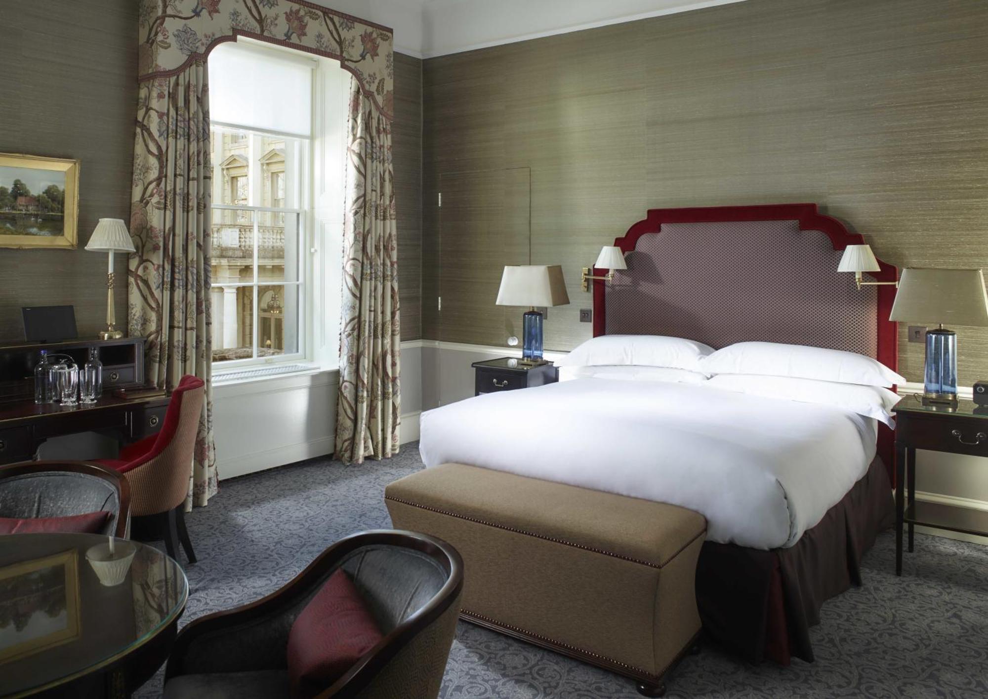 Cliveden House - An Iconic Luxury Hotel Μεϊντενχέντ Δωμάτιο φωτογραφία