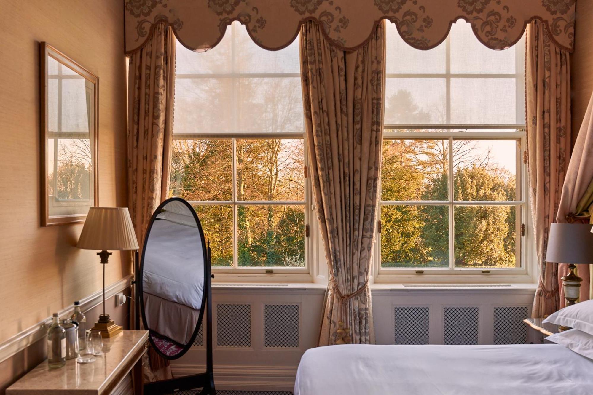 Cliveden House - An Iconic Luxury Hotel Μεϊντενχέντ Εξωτερικό φωτογραφία