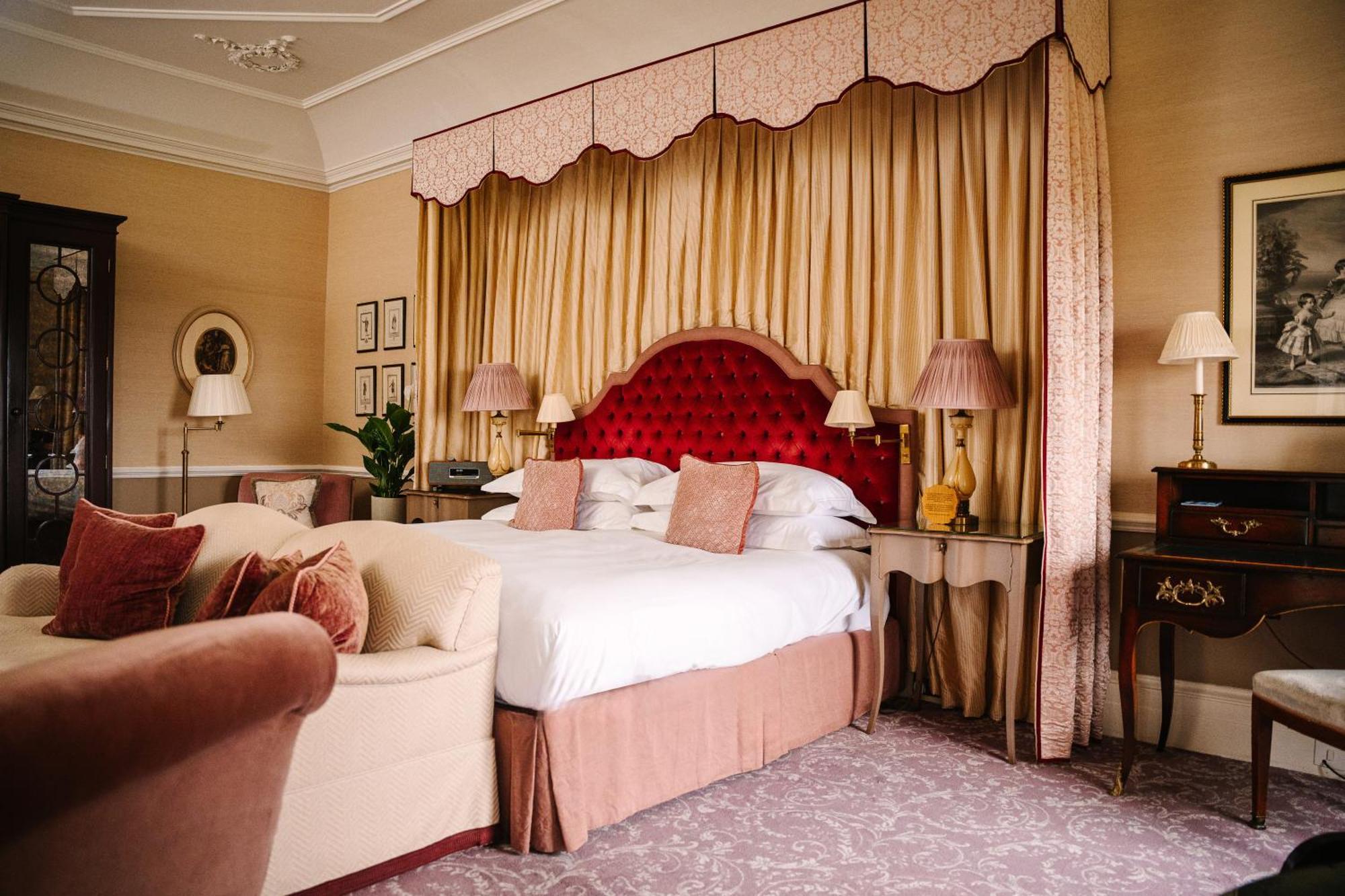 Cliveden House - An Iconic Luxury Hotel Μεϊντενχέντ Εξωτερικό φωτογραφία